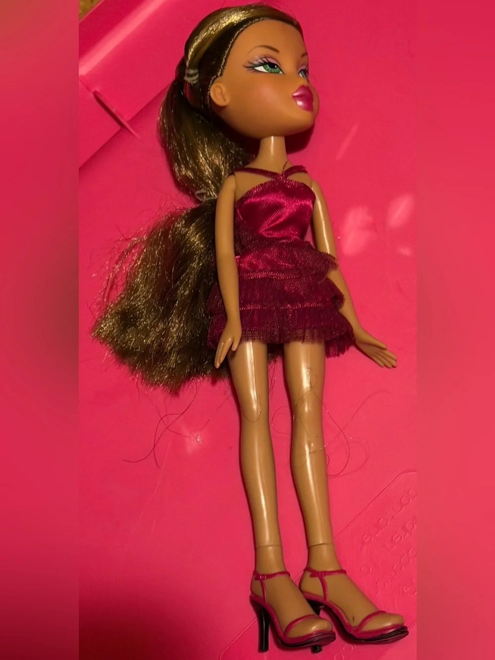 Yasmin - Bratz - Head Gamez - Original Outfit